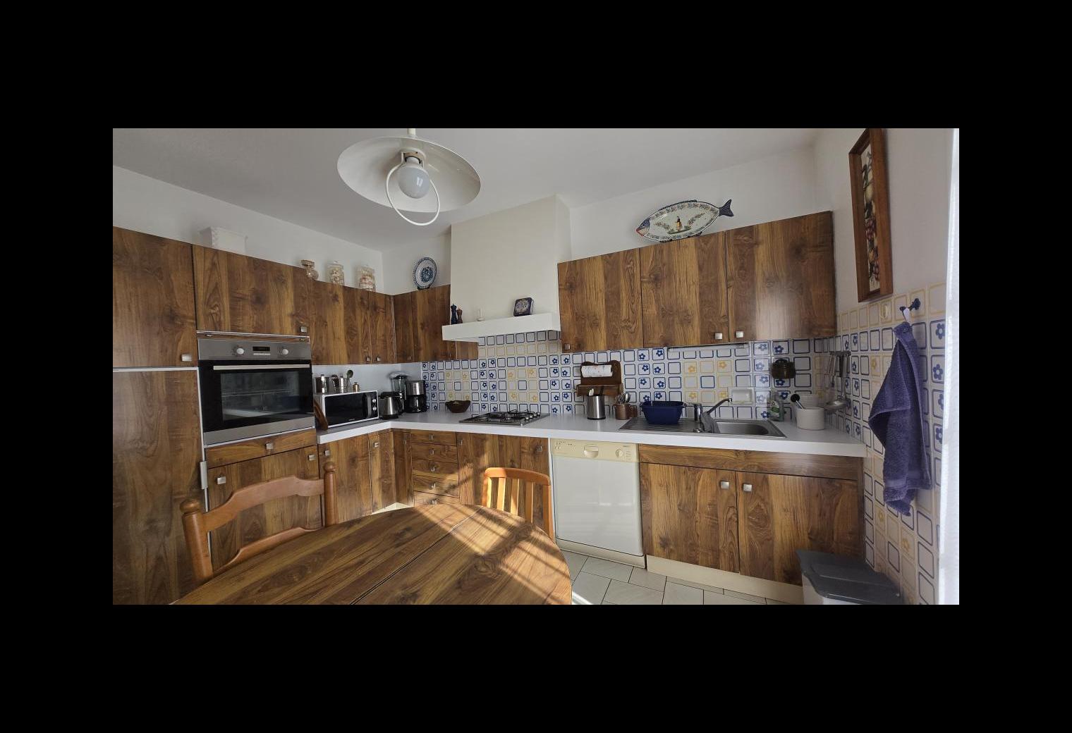 4bd51e16-4914-4c83-abc7-f7ecf7290b8b.jpg