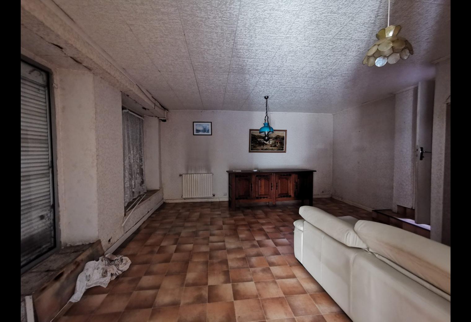 3d35082a-e53a-4399-b318-296709405d20.jpg