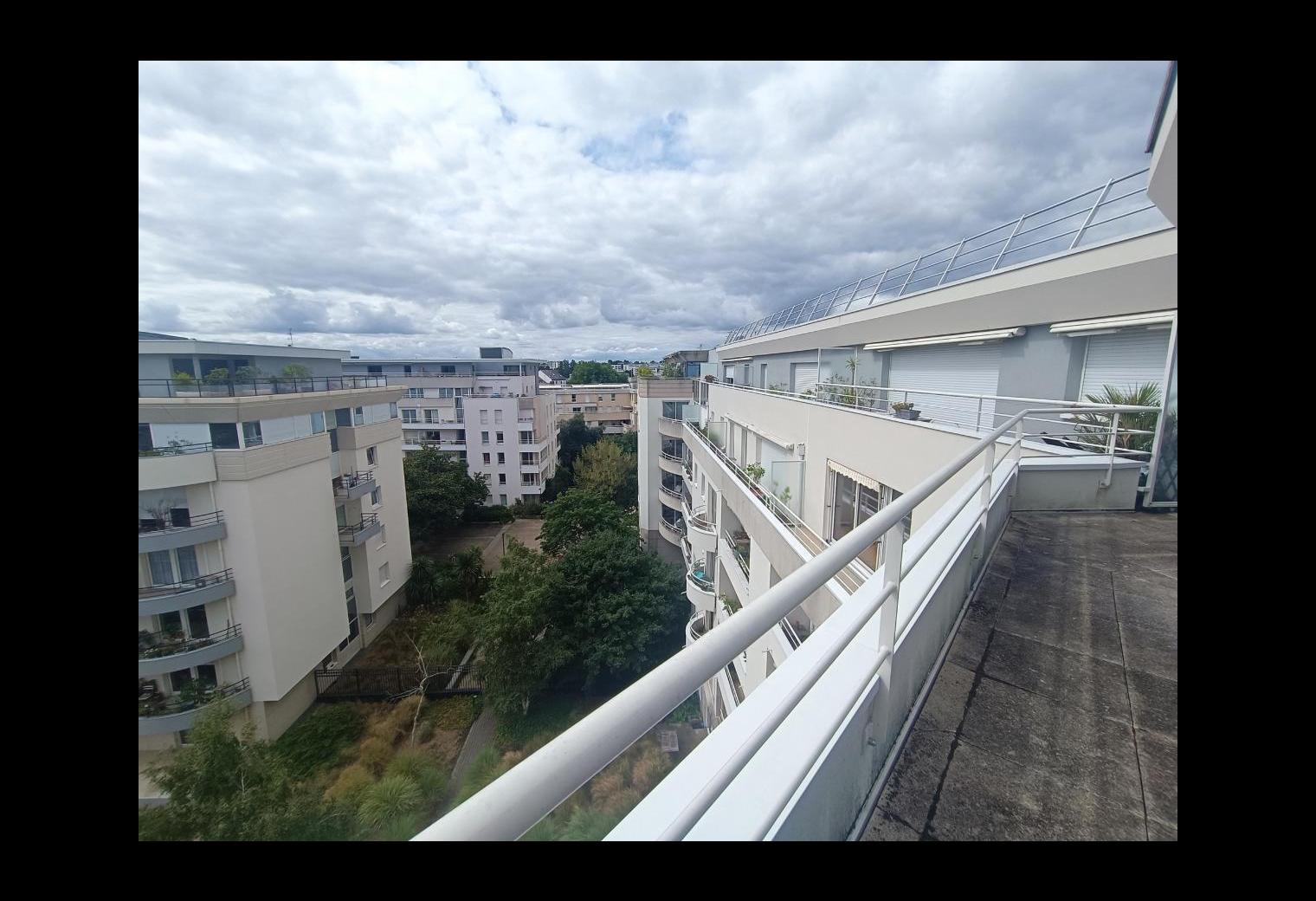 ba8cf397-d7a9-40bb-b10c-52d73cea649f.jpg