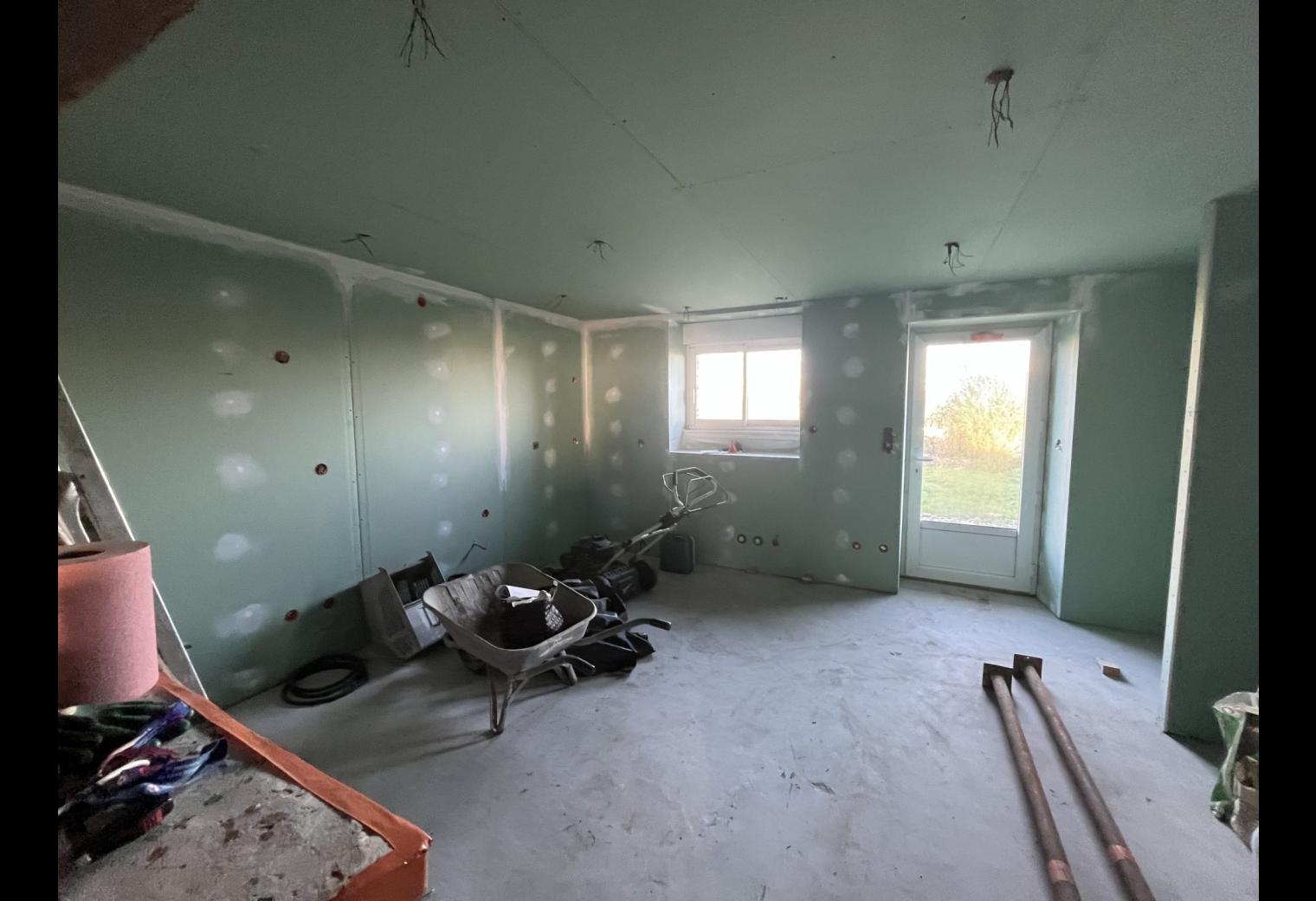 0a5857d5-2338-48e9-9991-bc5ebd375614.jpg