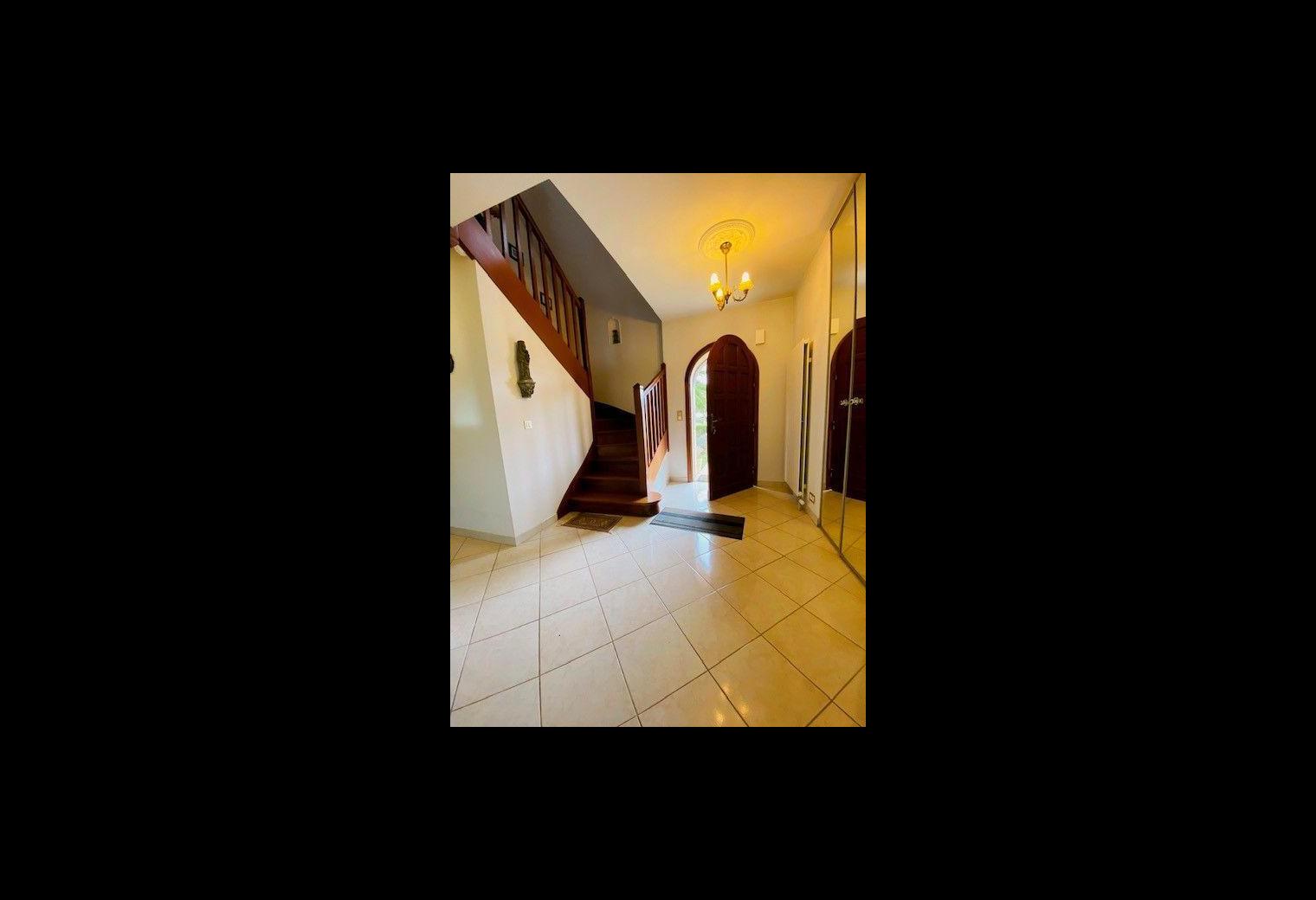 48bda6d0-a544-4120-8069-f78dfd473bdf.jpg
