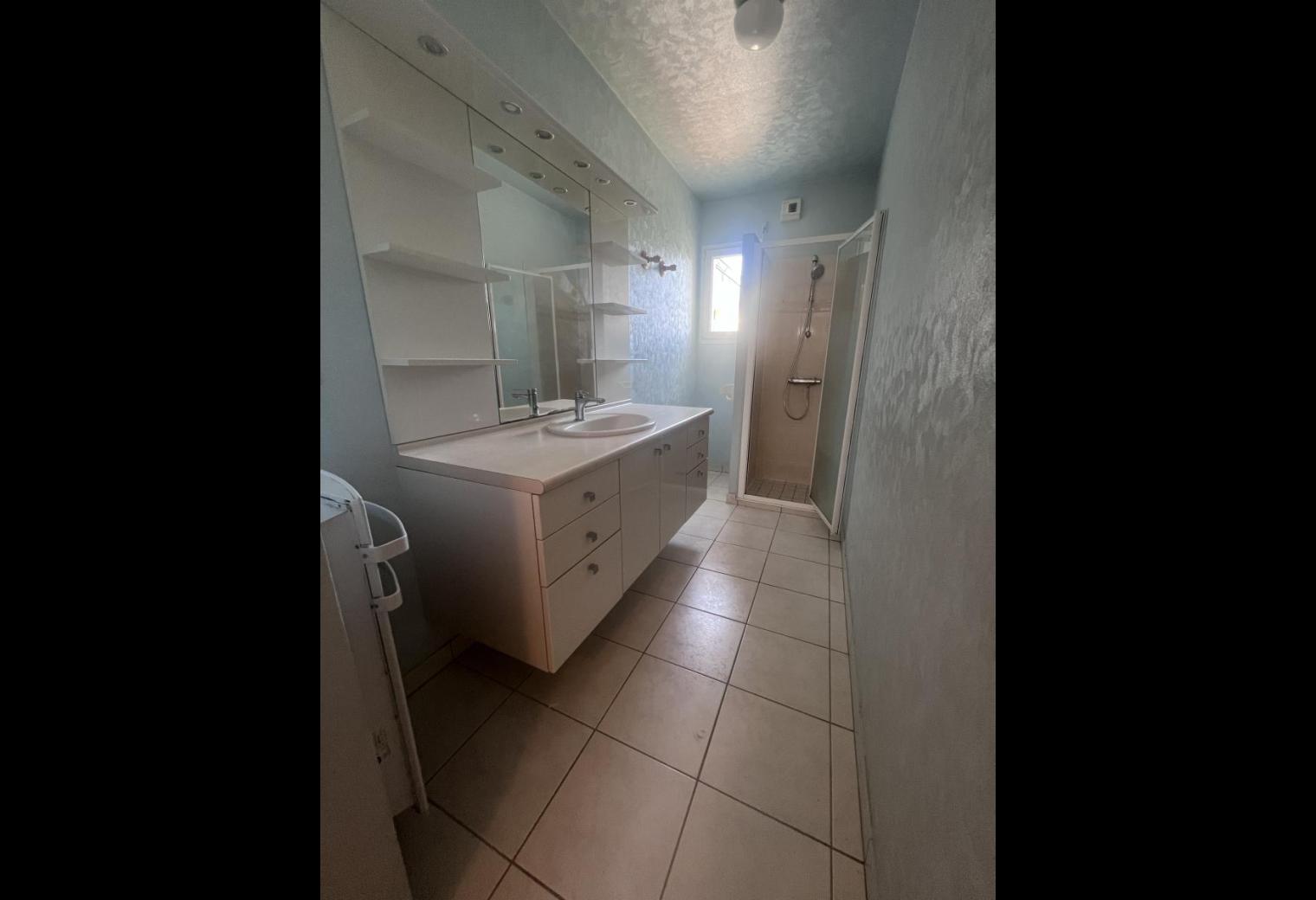 900a35be-de15-45b0-acc6-c0bfba83a0e1.jpg