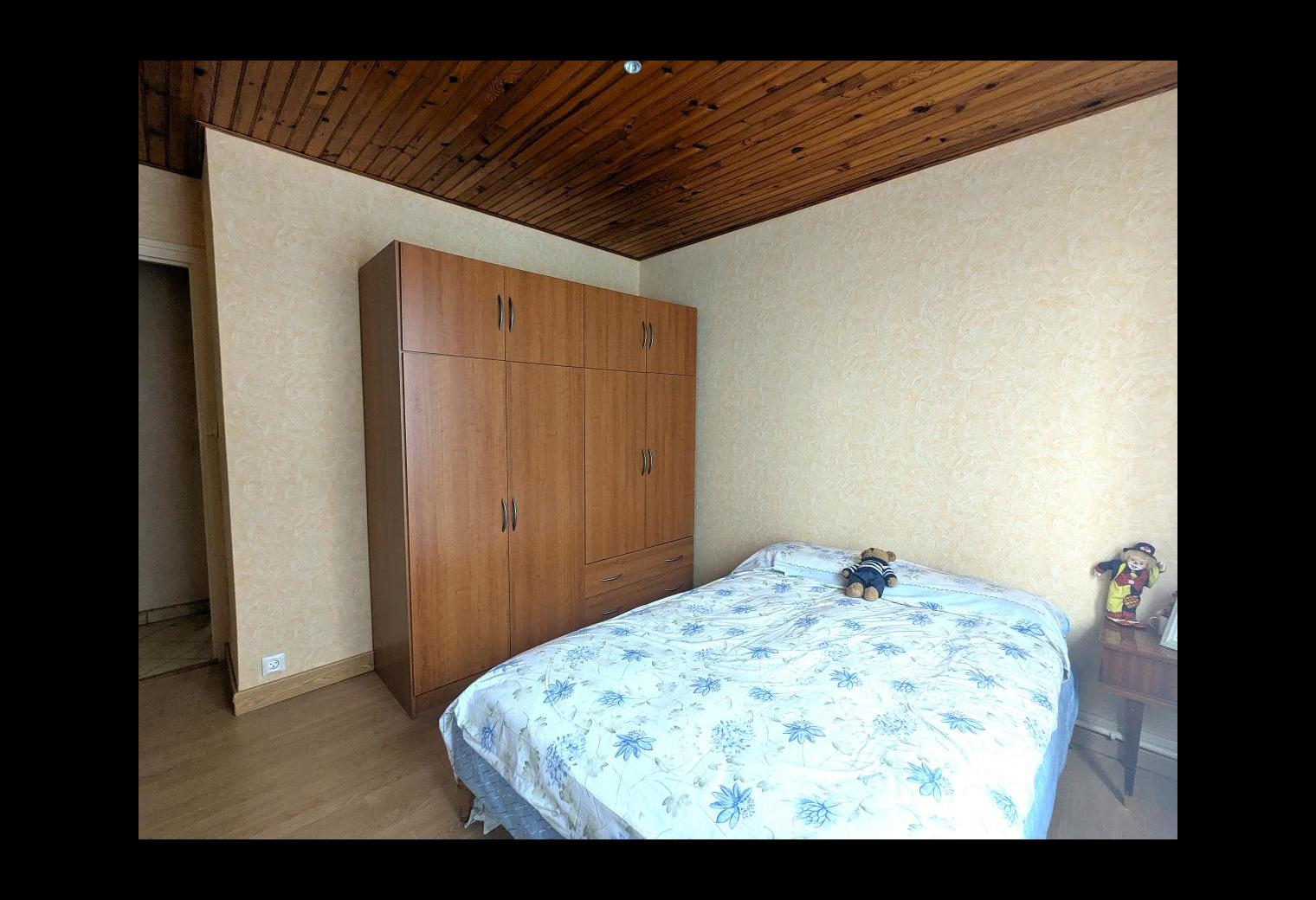 4de10a09-86b6-44a8-9859-7641bf1fda57.jpg