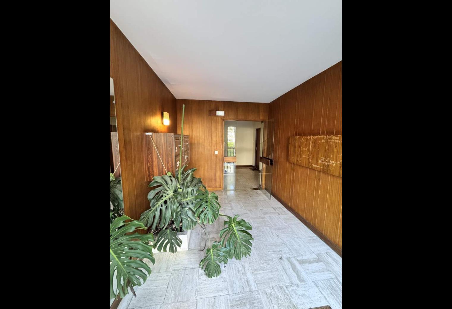 ab425344-02f1-4fc1-a638-7ce17ee61dc9.jpg