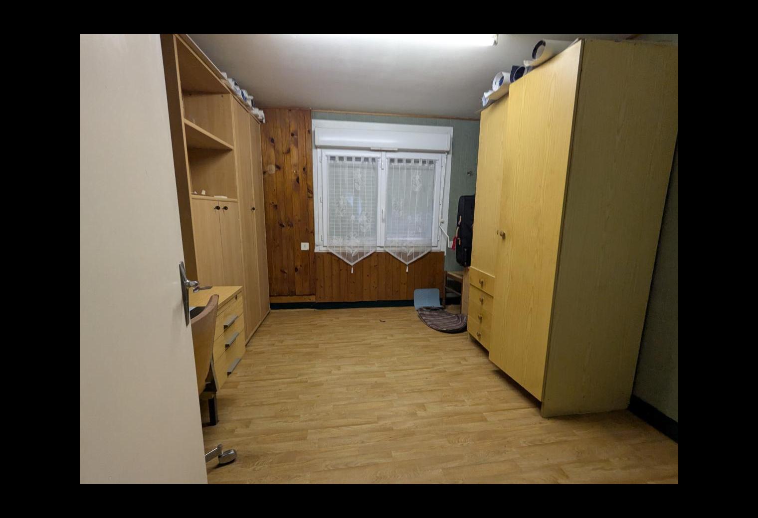 ebe5d540-1aa7-4870-b613-1fd076bd0a0f.jpg
