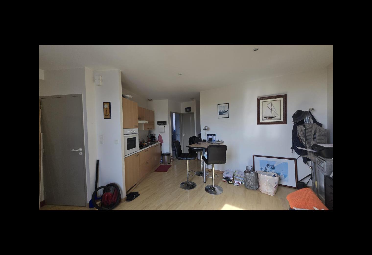 d1ab54c0-4b2c-4d2a-9d4d-49428d904c69.jpg