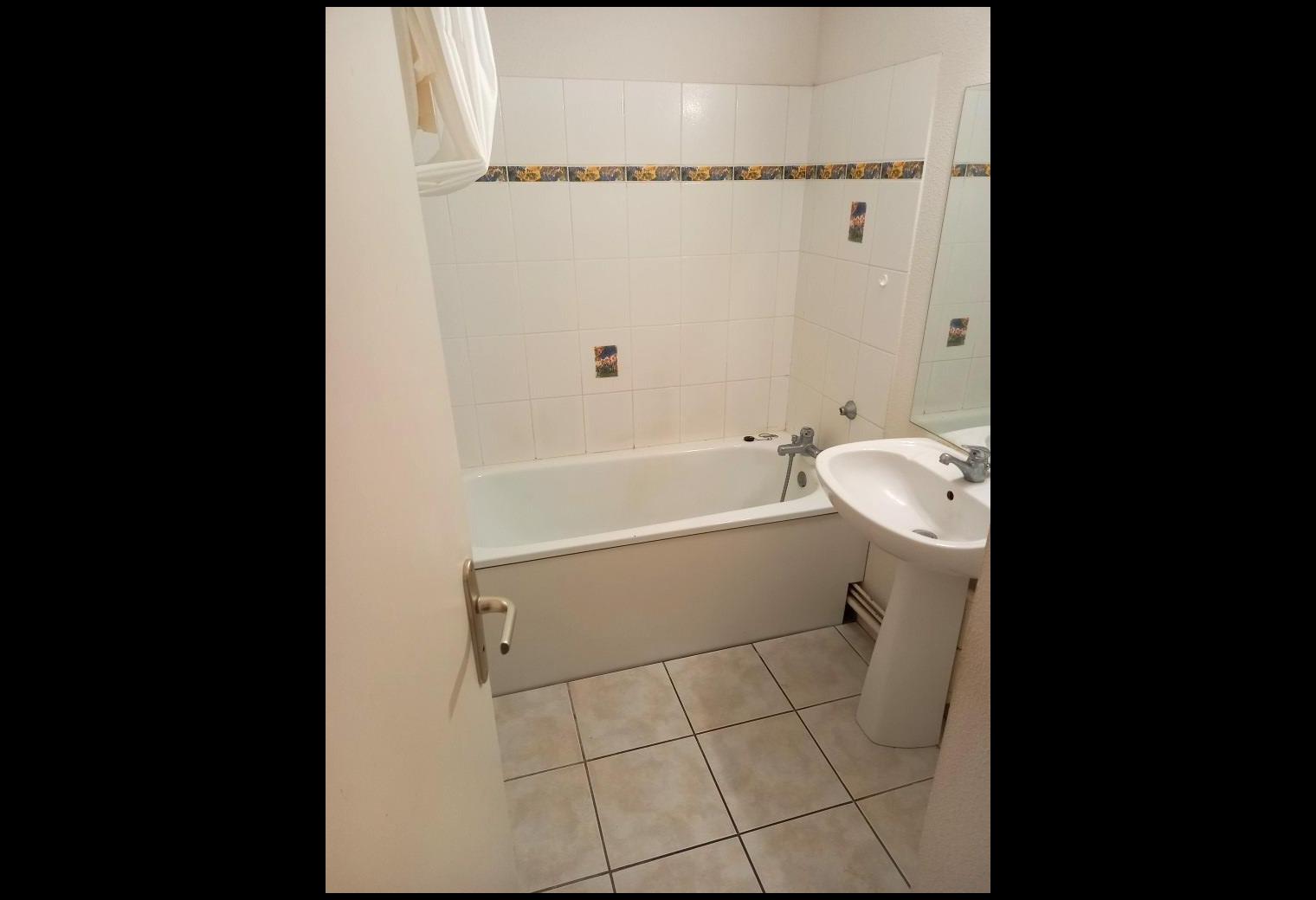 cd5cfe77-1e1c-4923-ba47-898ba3f71748.jpg