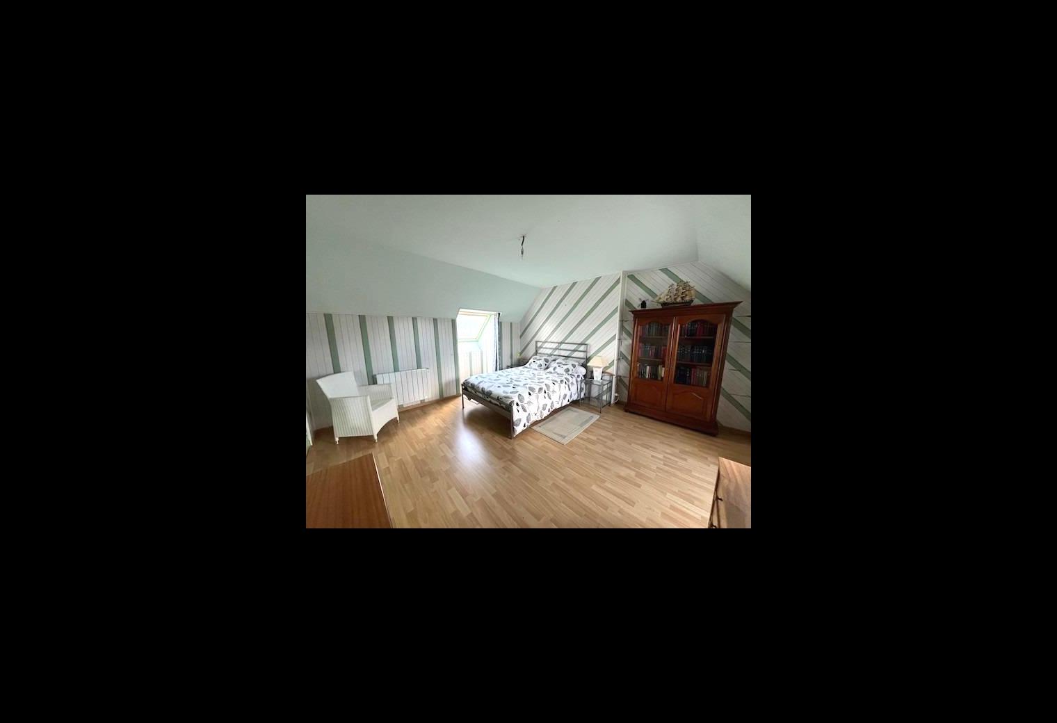 bf8885d9-f404-49cc-8677-8520760e6344.jpg