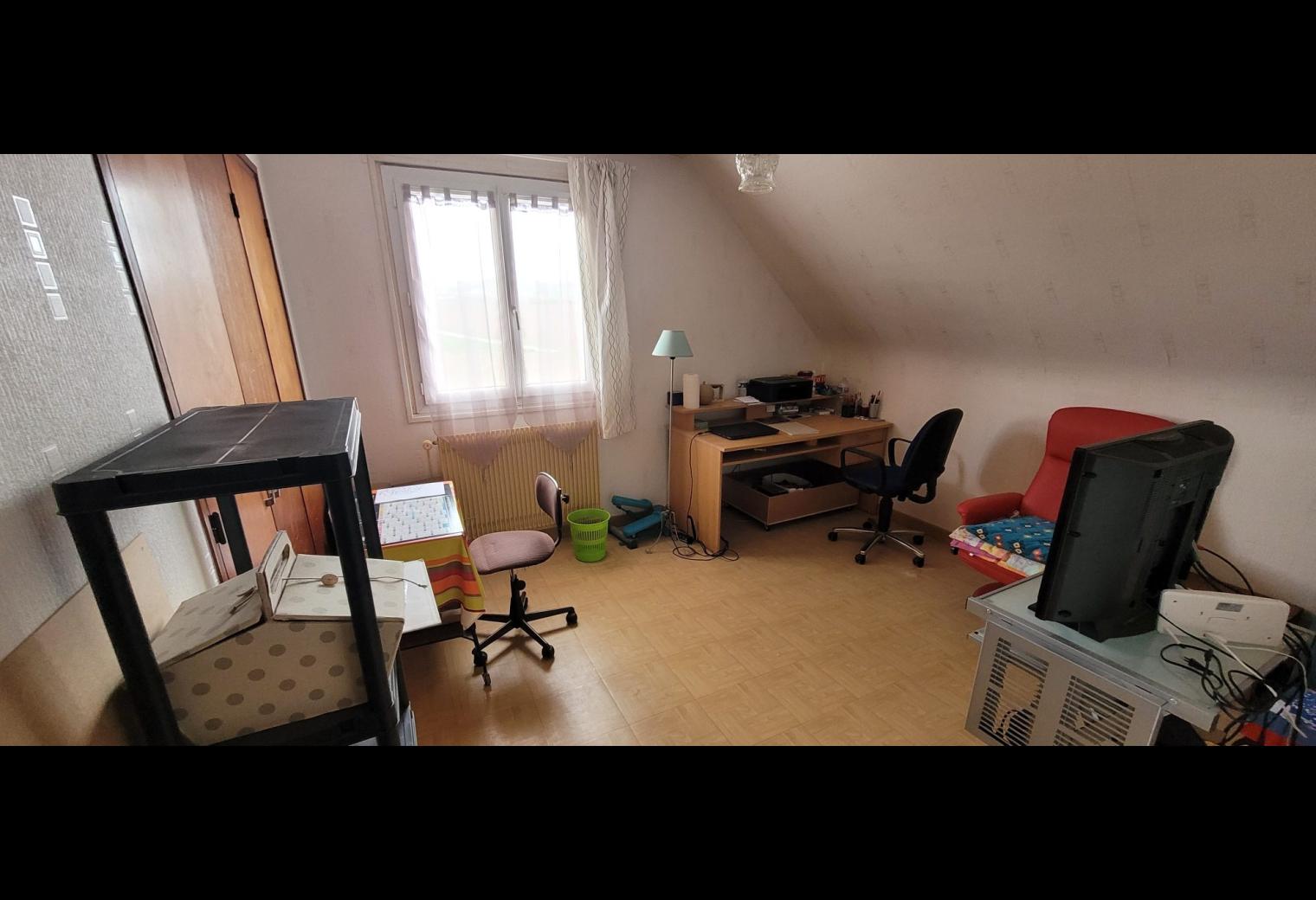 f87db8ad-3566-4f7d-b25b-809023fcc8e0.jpg