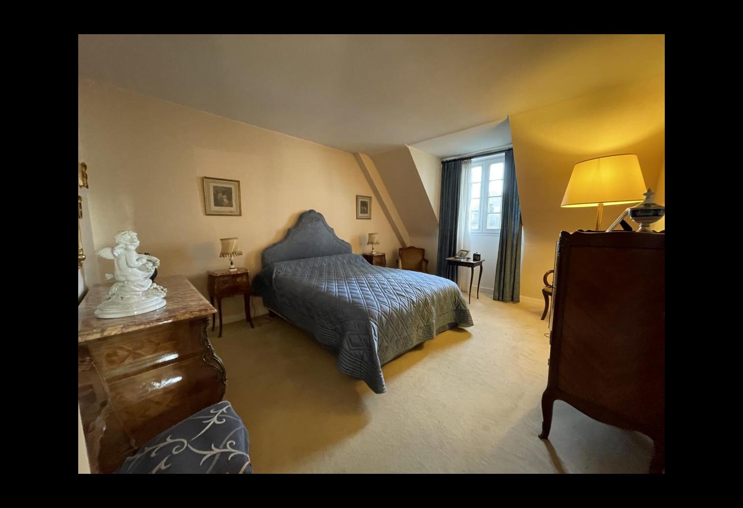 0ba5bd91-84ad-4b63-b038-8a4a8d583f5f.jpg