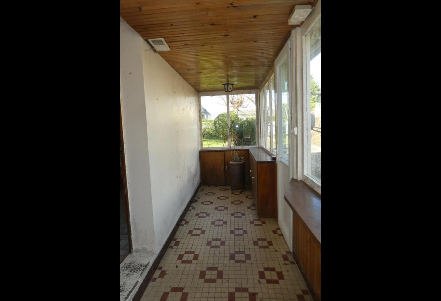 ee2a9239-e8a0-4493-bfcf-7bd7ba62fa54.jpg