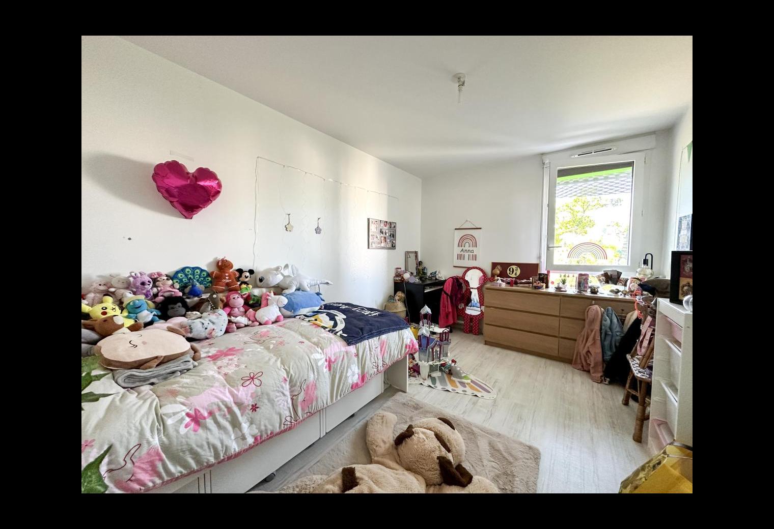 23768897-ac12-4bd7-9d7a-04baabb28791.jpg