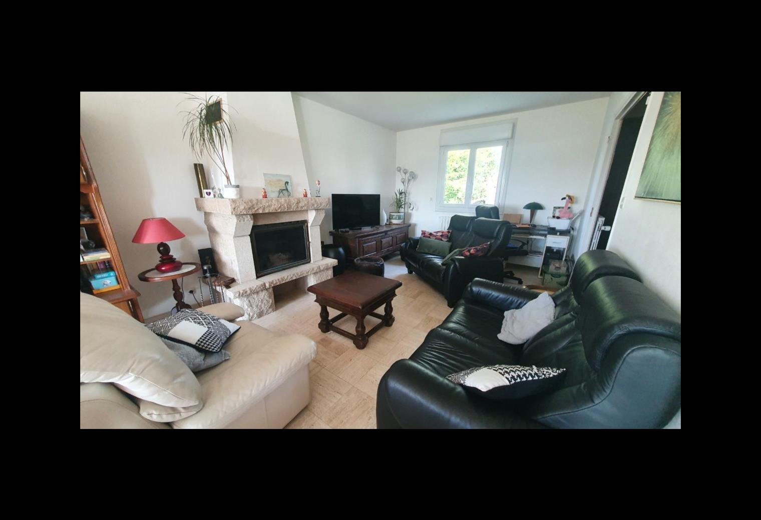 bc02fa88-bbd0-4676-89fc-1421494a4165.jpg
