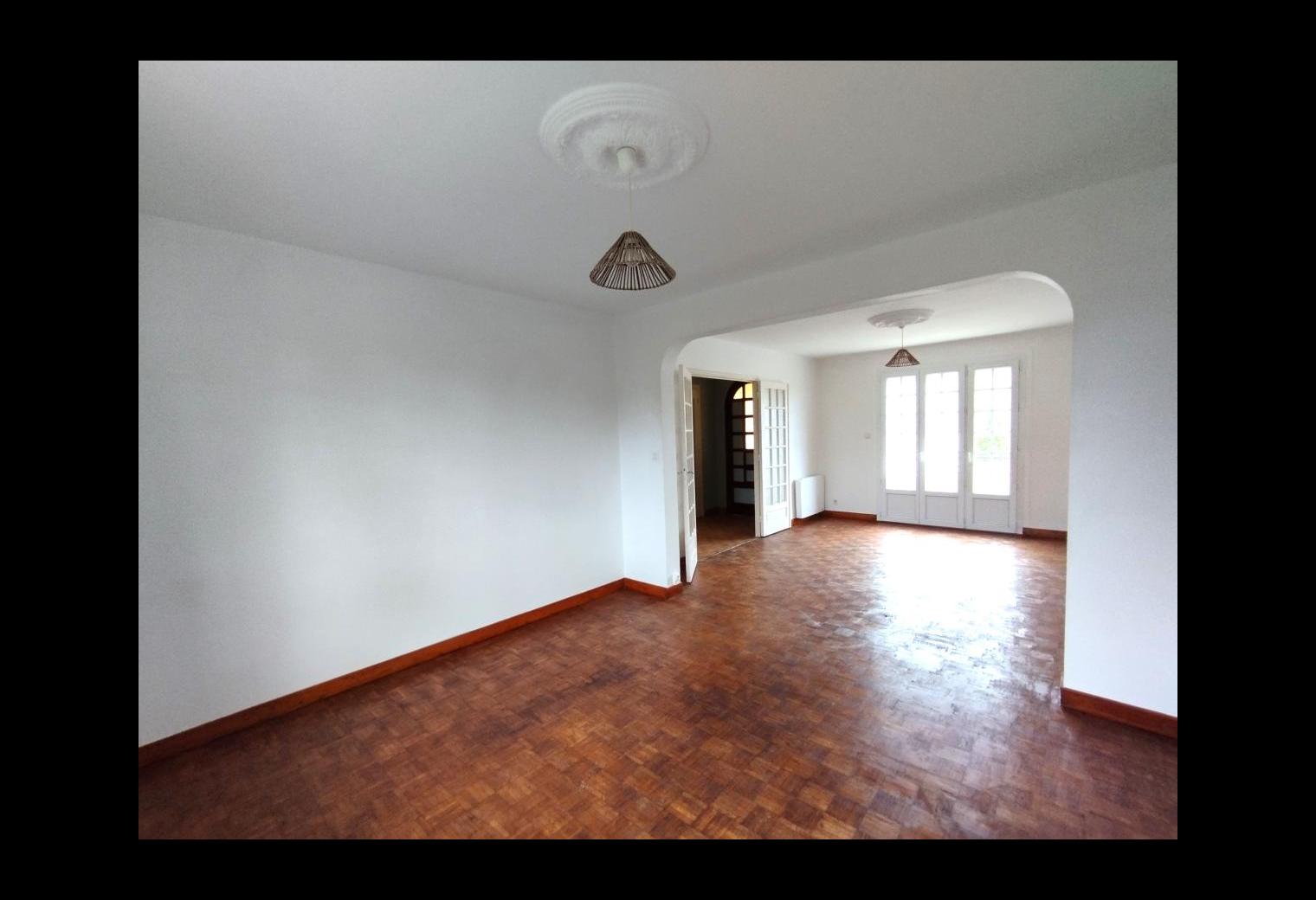 d6efc400-debb-4ec0-bb4e-66d5ba5ea923.jpg