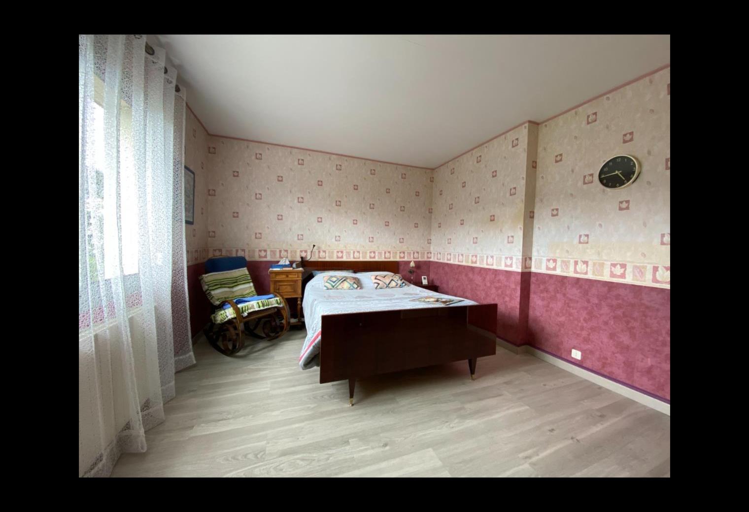 33c5a3bc-ed3b-47c6-a8e0-a7a77431b170.jpg
