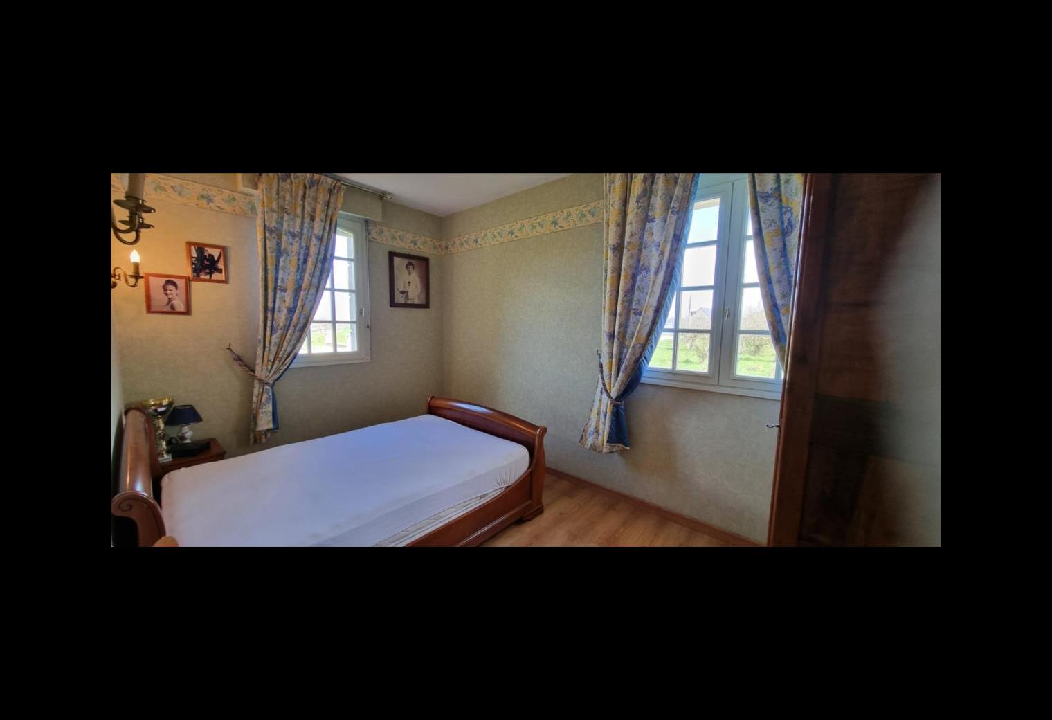 7c501b16-f607-4d32-89d7-d8b20aaad1ea.jpg