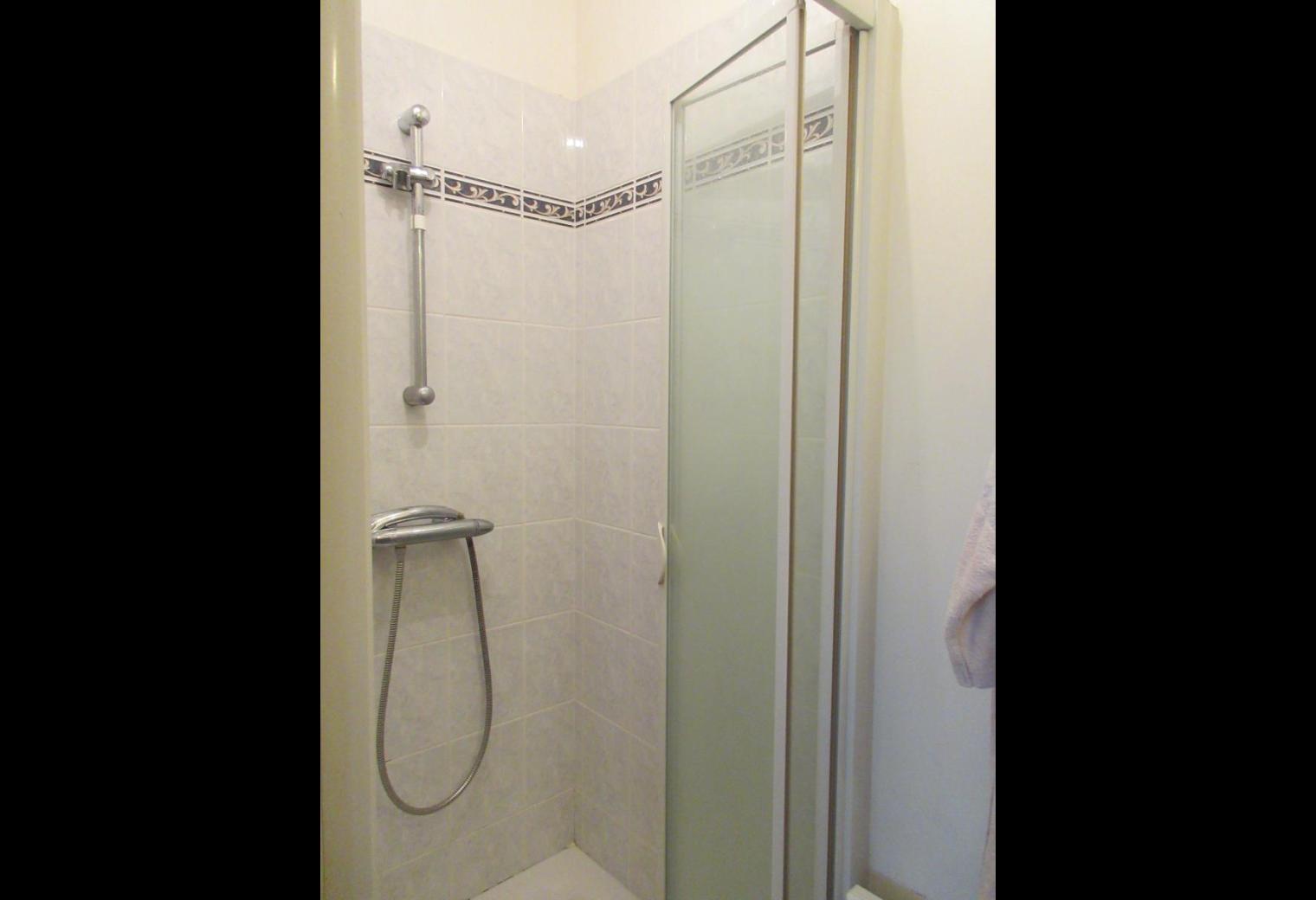 df5aa114-4ce6-4899-ab4d-eb8db5a06f06.jpg