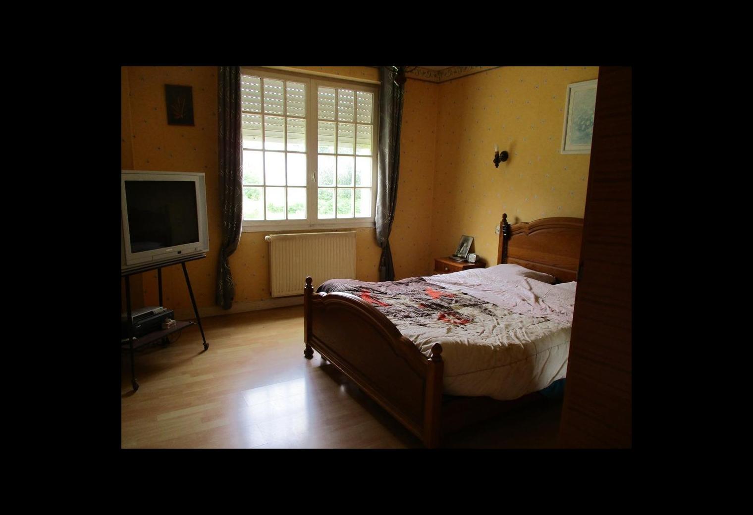 ada709d6-ad2a-468d-a7d7-d172725fb208.jpg