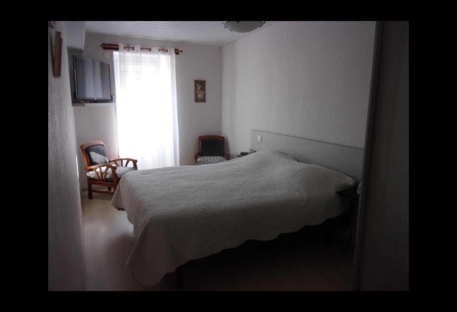 1a71c7aa-a809-49dd-886e-7dc18bfdd47b.jpg