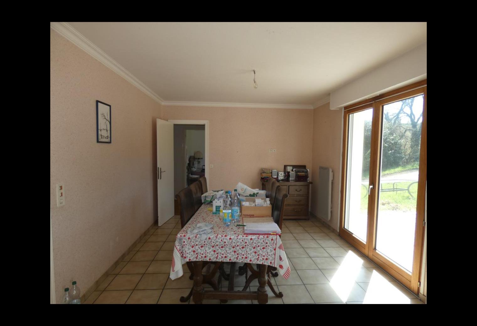 ad5717a5-c8fc-40d0-b7a9-5bd98c396d71.jpg