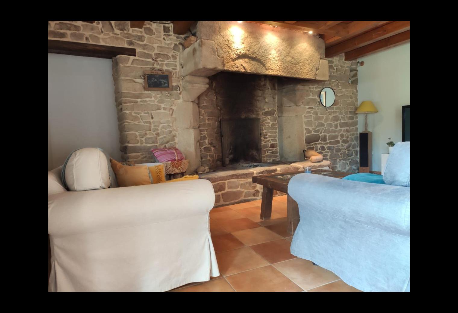 3d169118-dfba-4775-aacb-d30f8a78b882.jpg