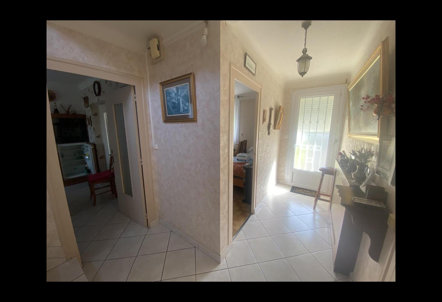 0a102bd1-cb1c-4cf7-97b6-fec9984b5321.jpg