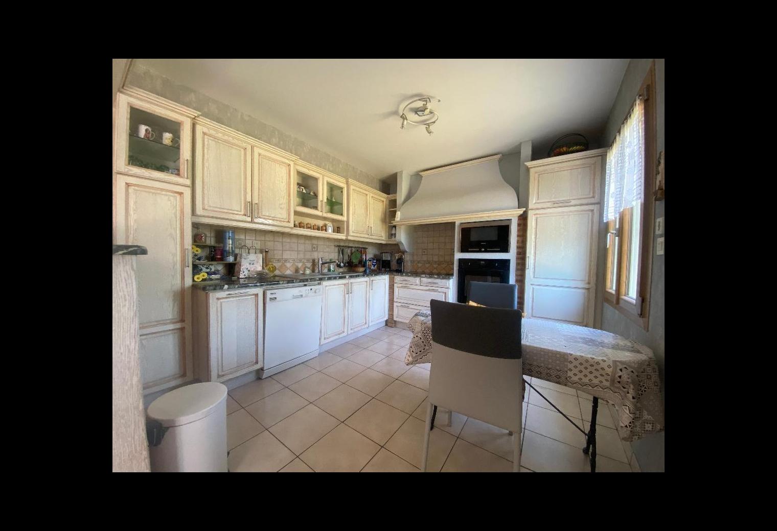 c6381ae2-d318-48a1-9d4f-33fa06790bd0.jpg