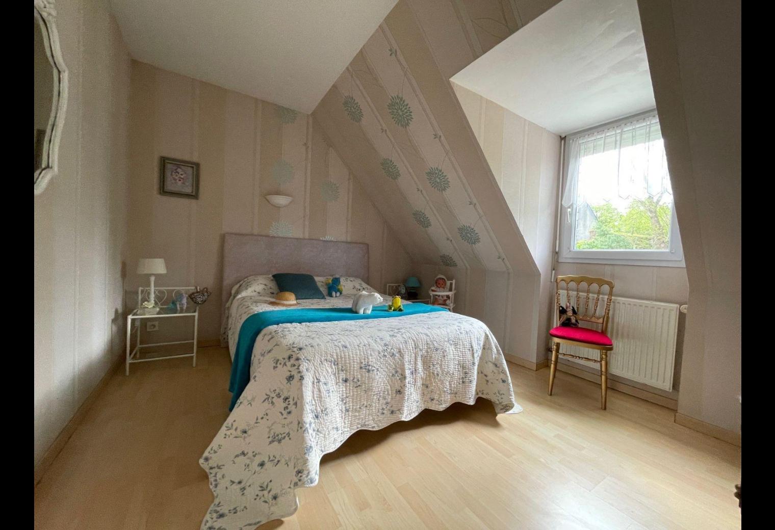 12e2ae03-209d-4668-ae2c-77bed70984a1.jpg