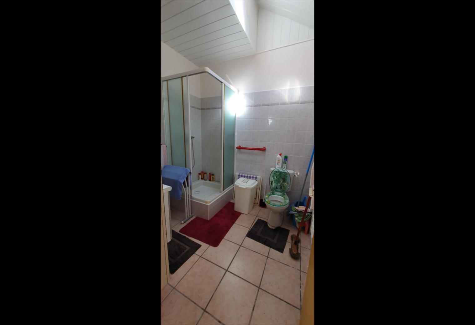 887176f9-026a-4d53-a4e0-faf122ab8927.jpg