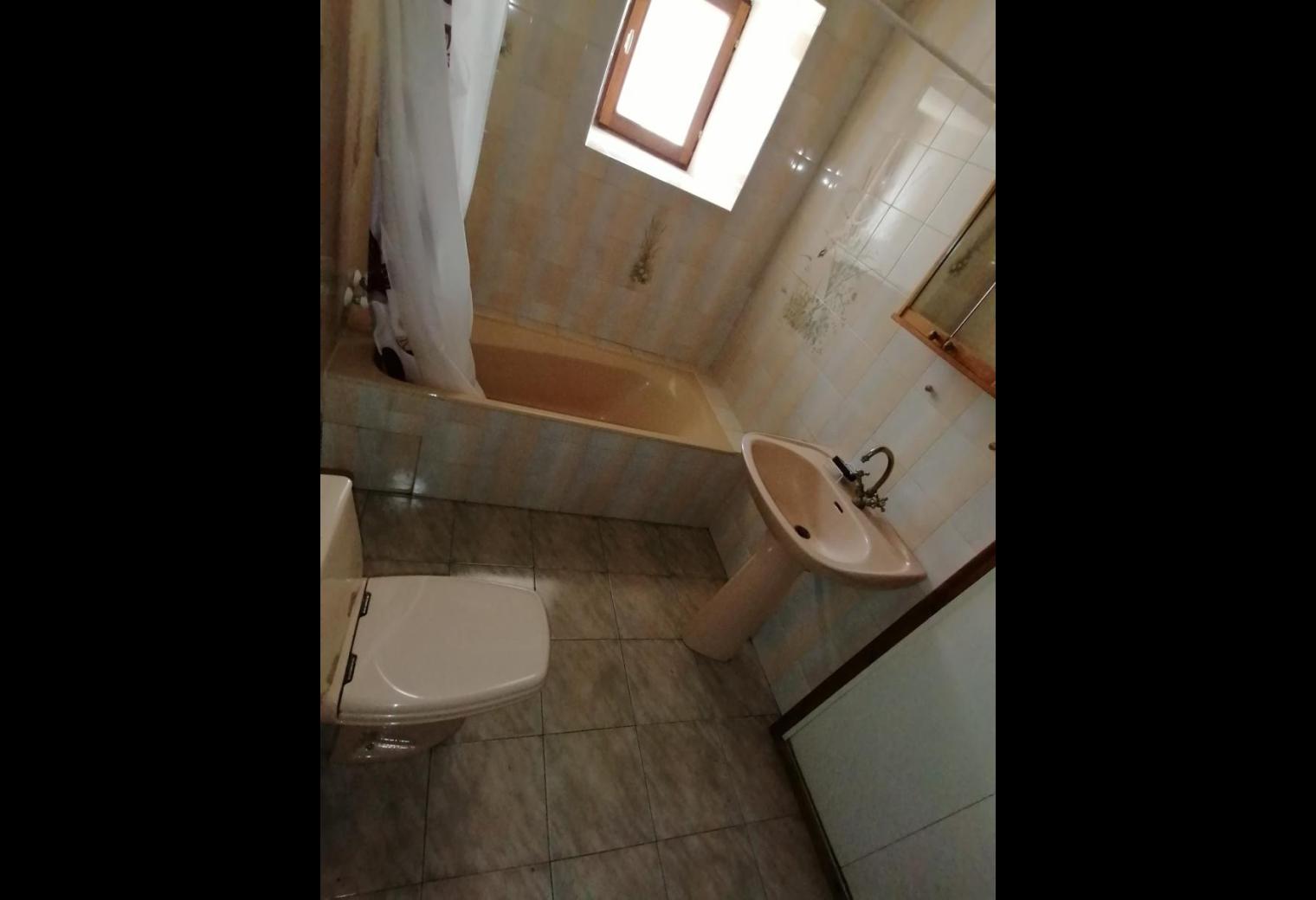 63fc5f07-e349-4d07-9d53-5217d2fa1e0a.jpg