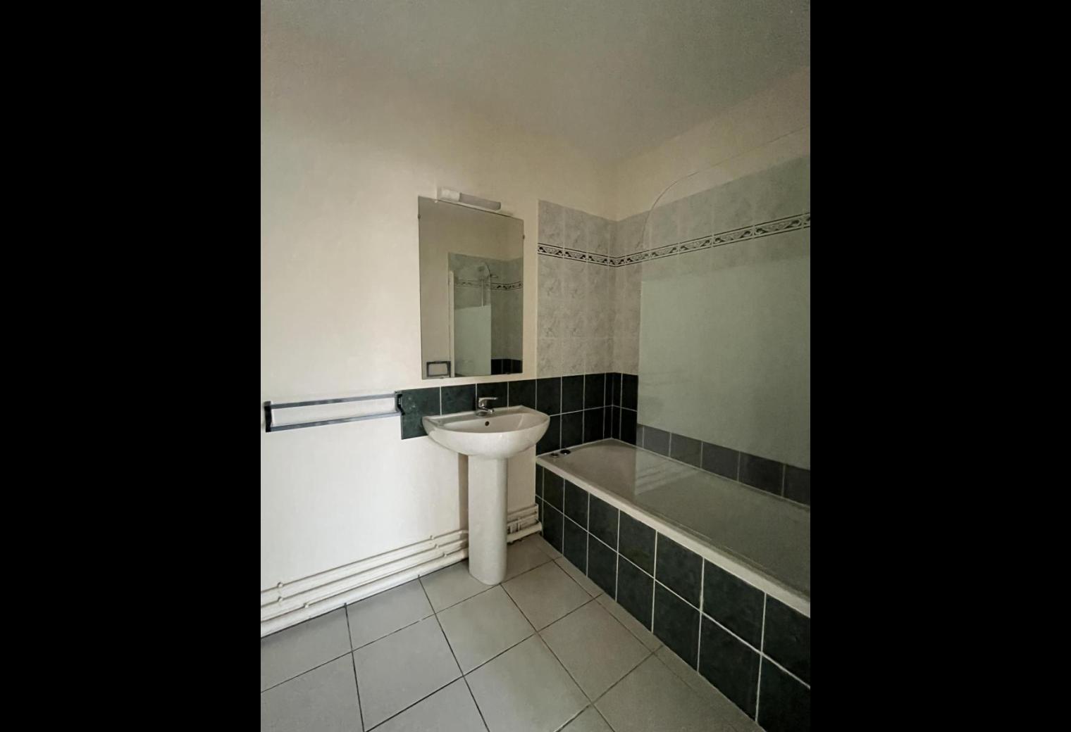 448bed8a-2233-4883-9e33-444cc45ffc61.jpg