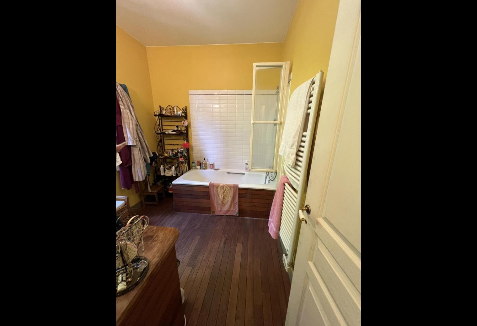 1825bddf-d761-47ef-8711-0aa68e48a9ce.jpg