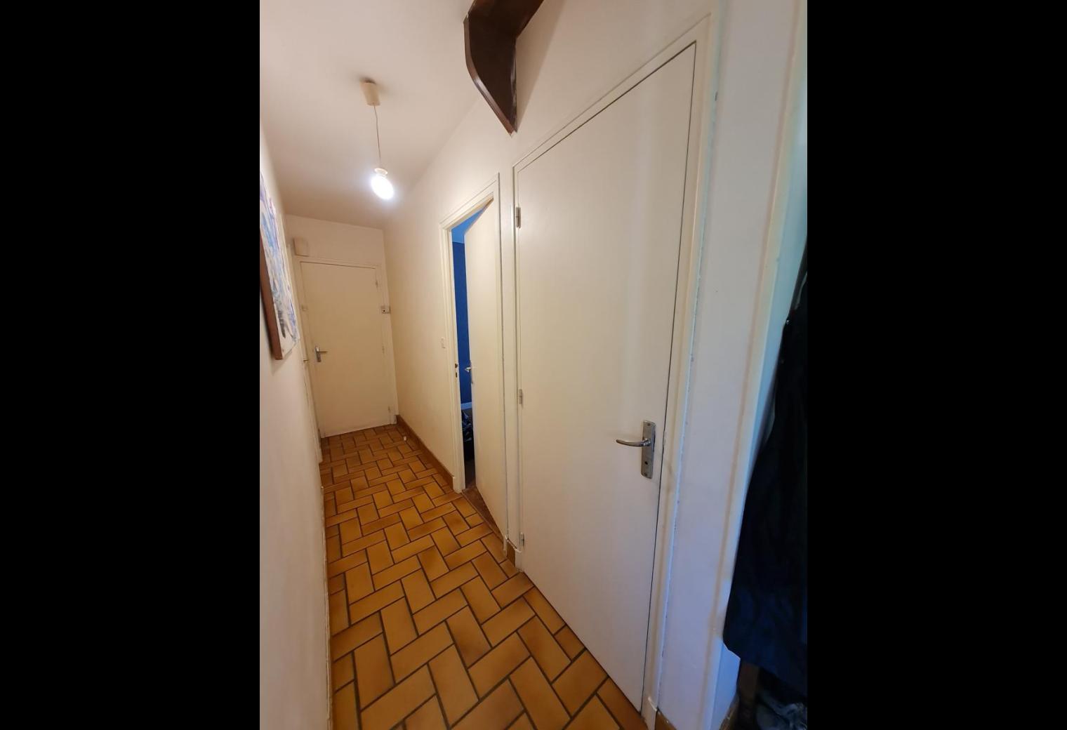 aa9489c2-e5dd-4d1d-b02d-8bad404bb226.jpg