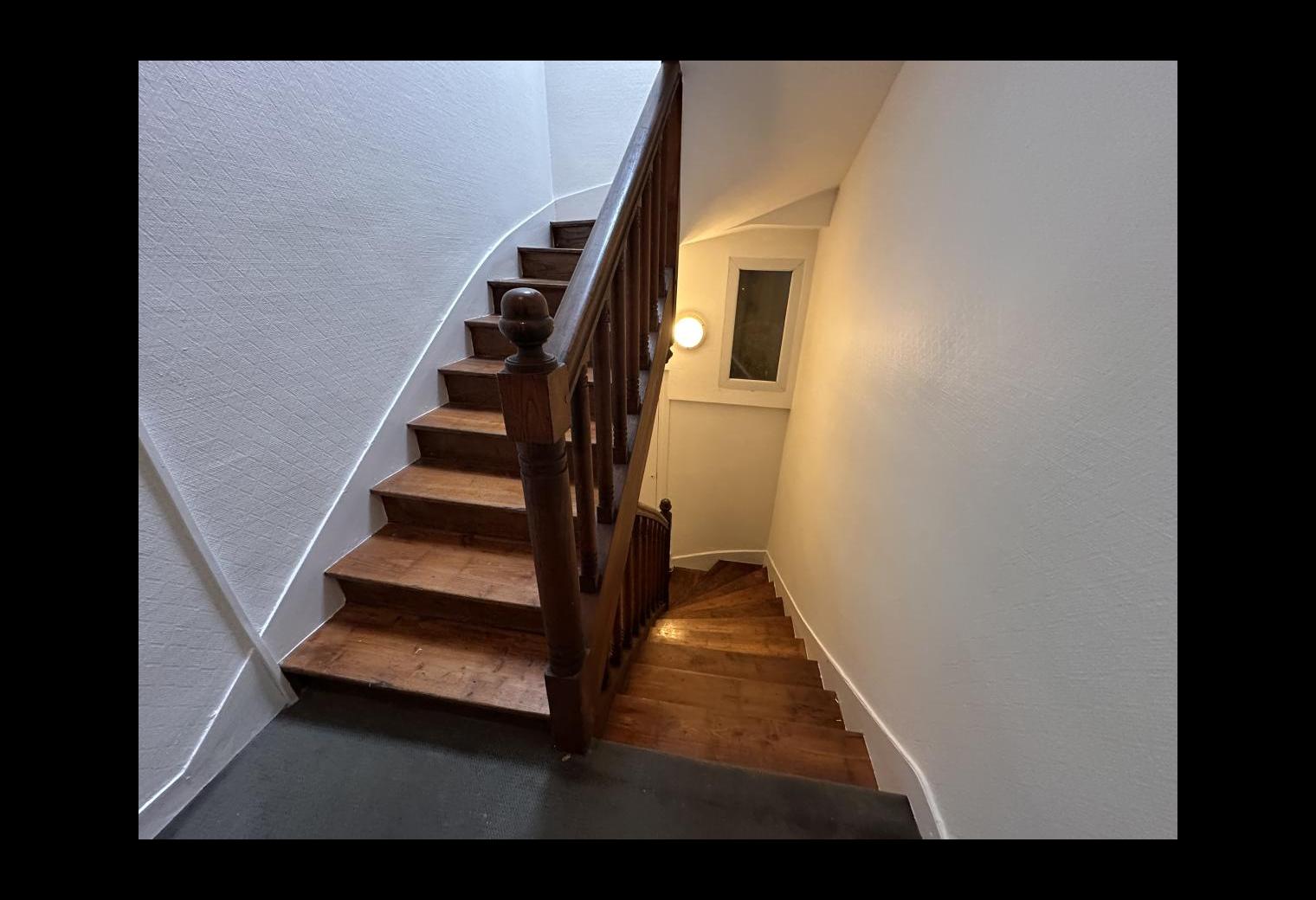 d85e9022-afb3-4892-a3bd-f0eca84393c8.jpg