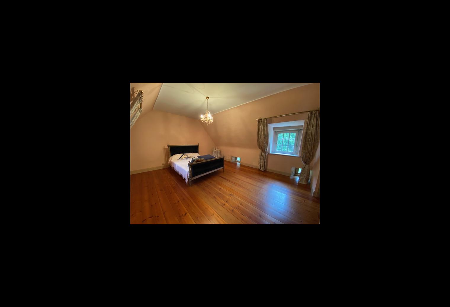 4d6832e7-1a0b-4a6e-bd88-6058f8fffd58.jpg