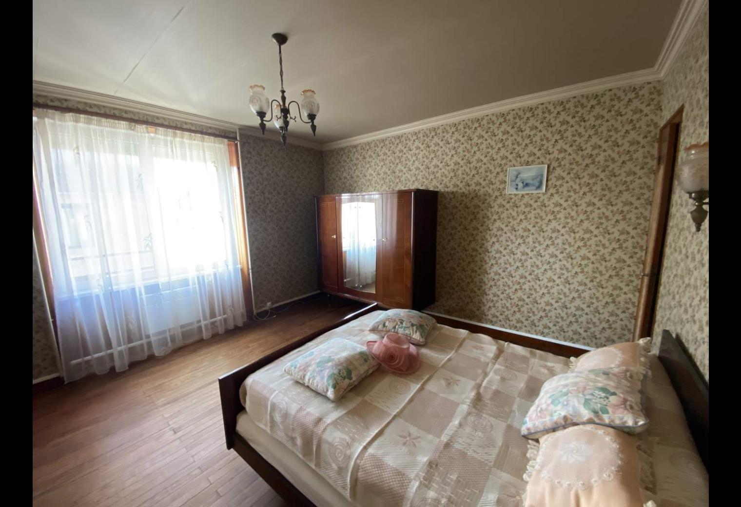 d1bdac38-db92-4c93-a444-41ff870d596d.jpg