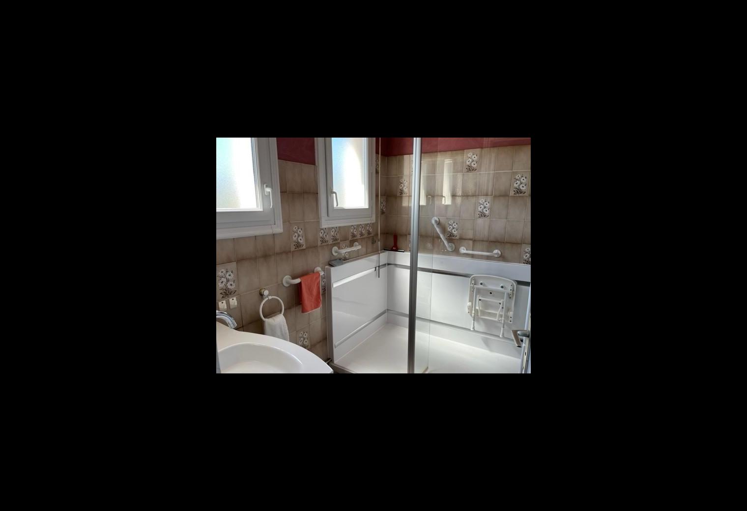 ddcce29e-7ee9-46a8-8896-f16cb0e979da.jpg