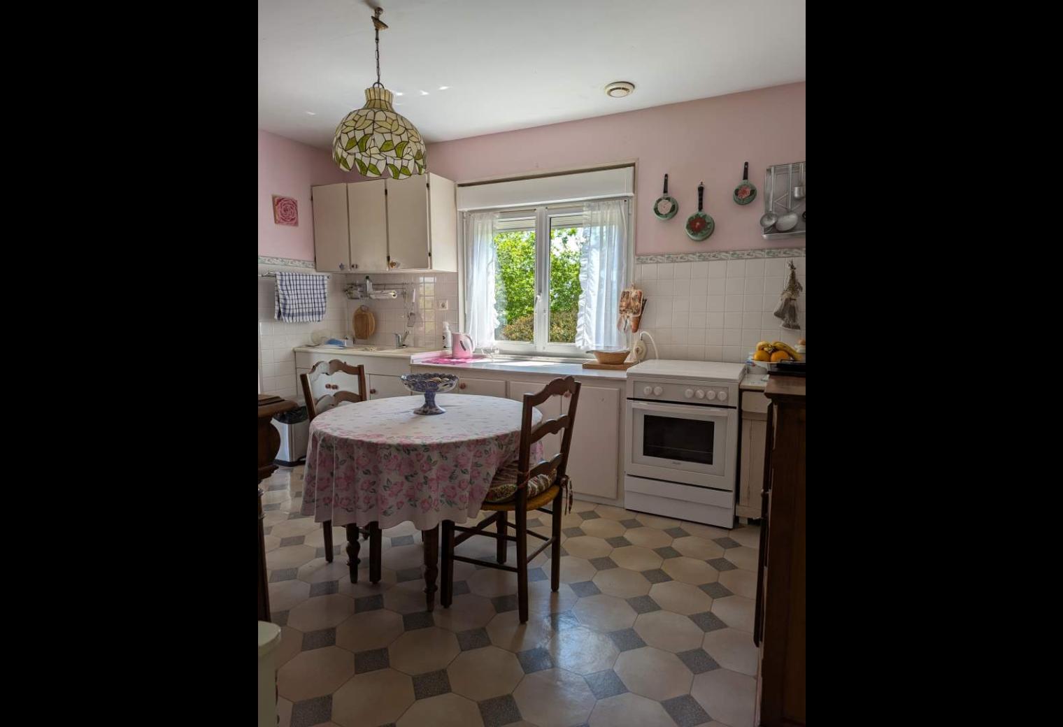 1824d945-eb77-41f9-84fd-c7056f73afd7.jpg