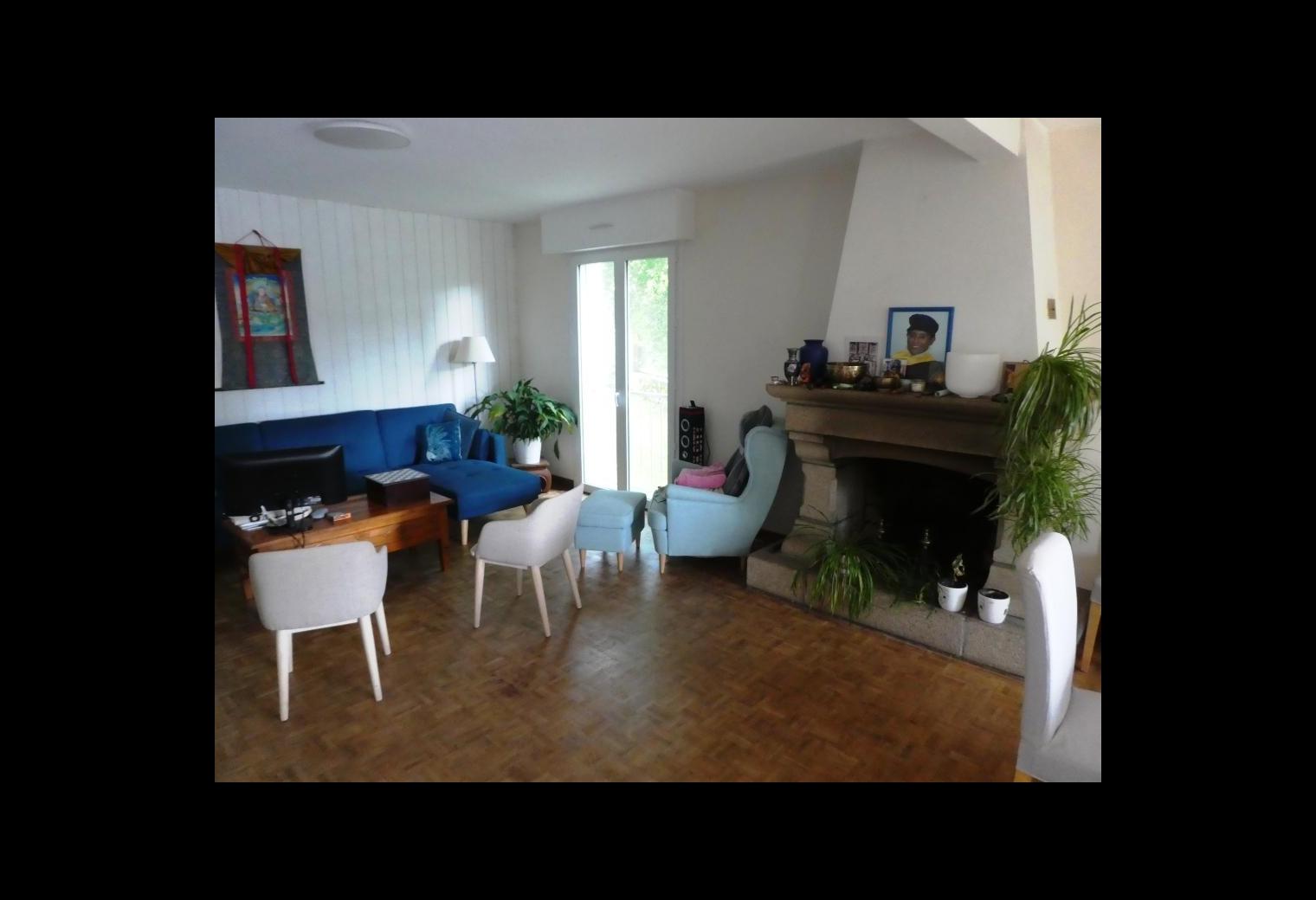 06dd3f4f-d2e5-4bc1-8b8b-dfd45de634ce.jpg
