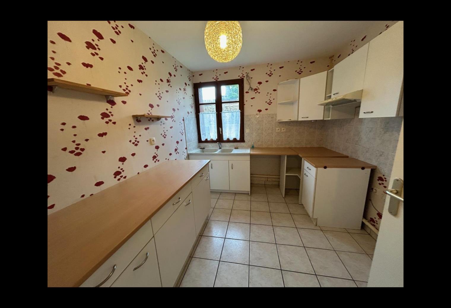 4e37f4bd-2ba9-476c-ac1d-9cb4c56f8877.jpg