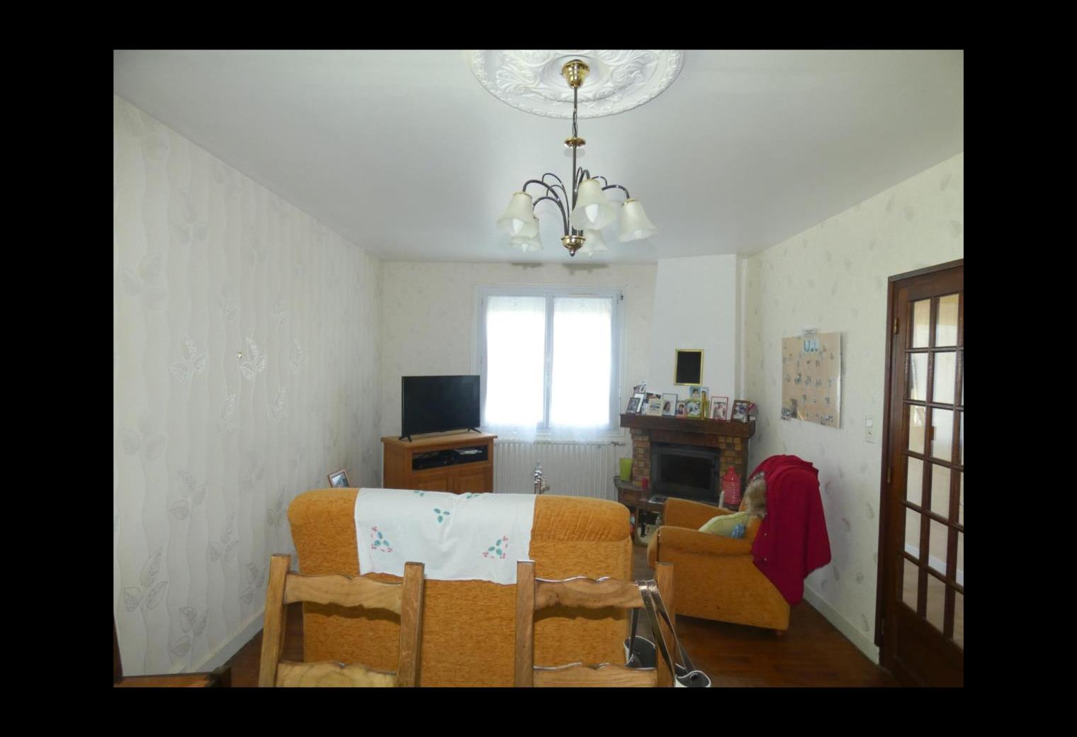 ab81aad5-ec25-460f-b0f7-2be793668665.jpg