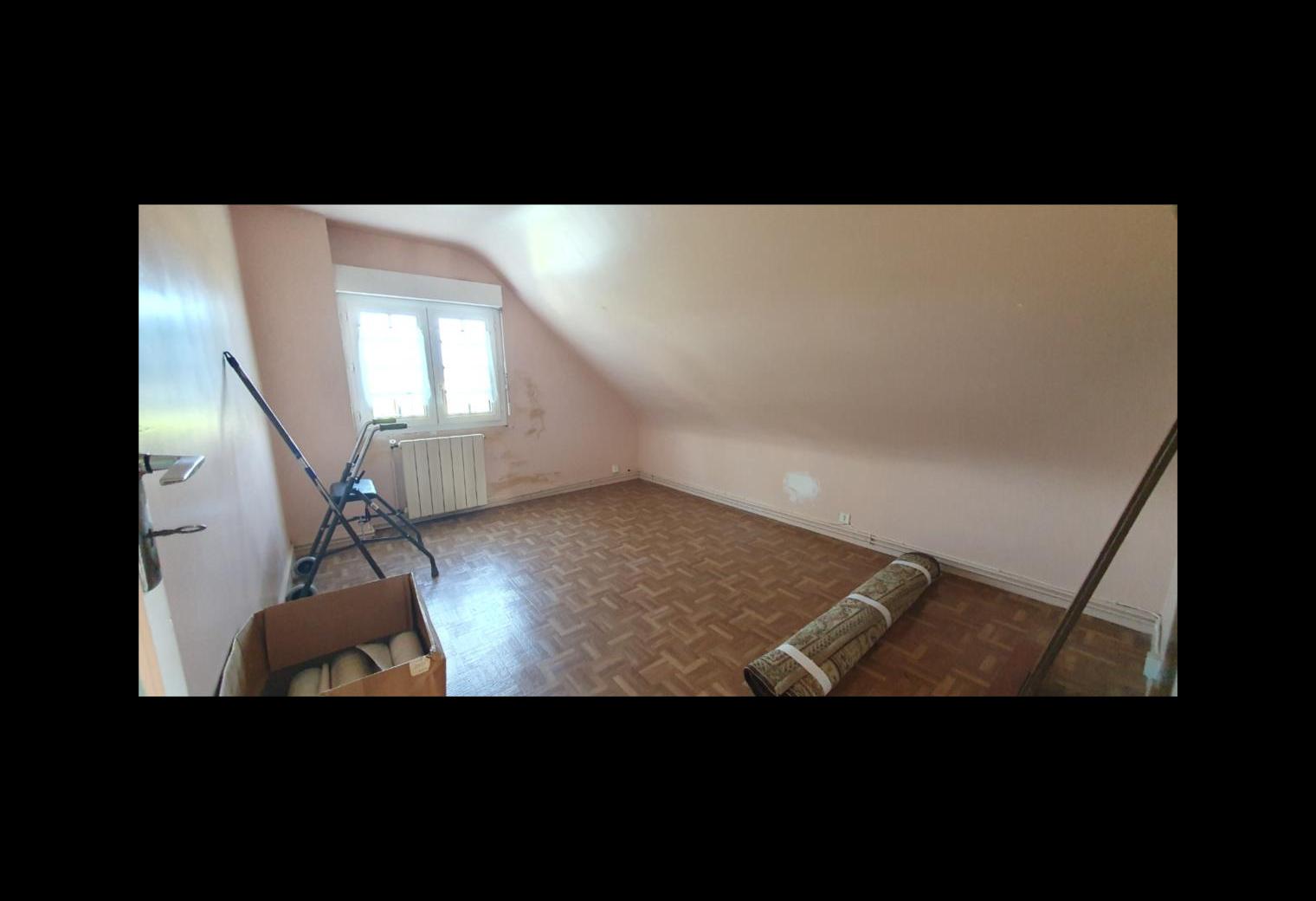 5b2130ac-230c-4d13-a952-c286de3cb26a.jpg