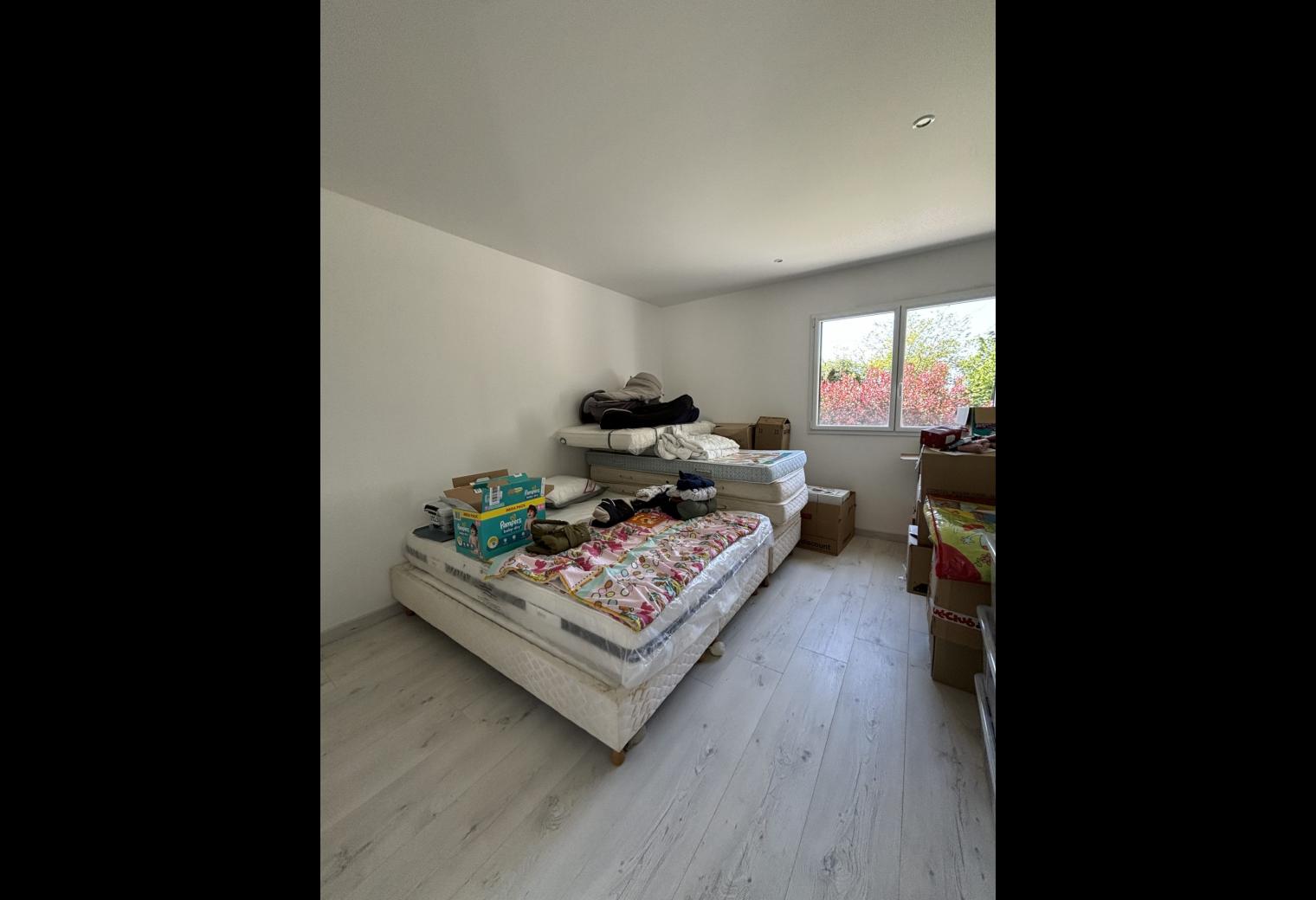f3879ea2-3d1b-4966-959a-e6917c26e647.jpg