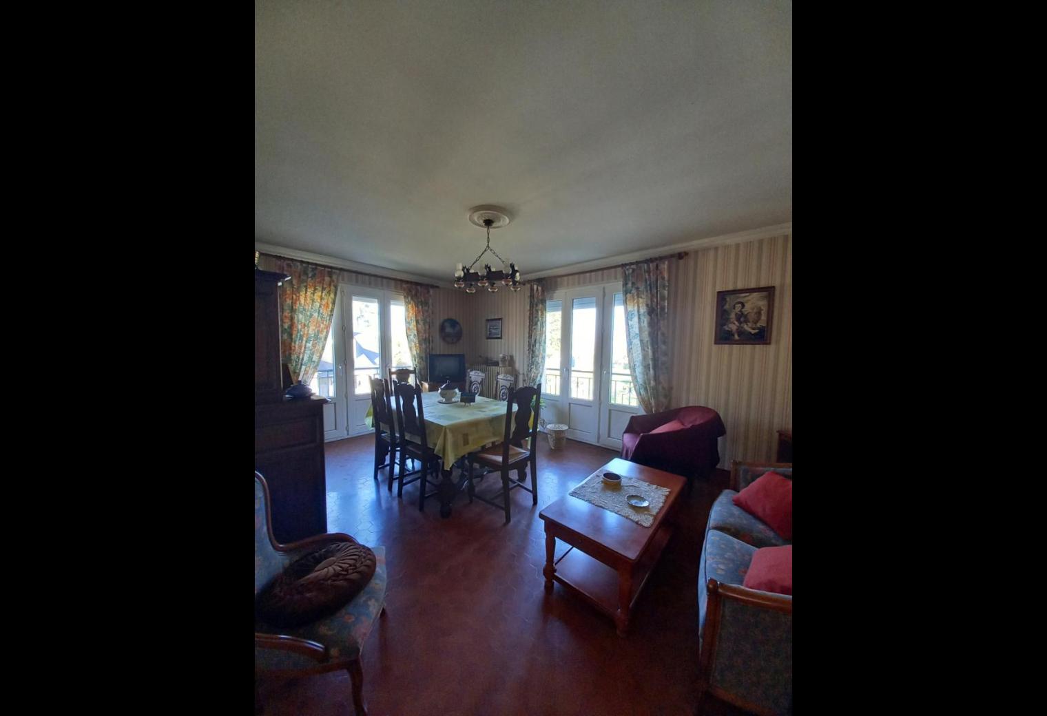 ae192585-19e3-411e-8c34-edbf3d6d5f08.jpg