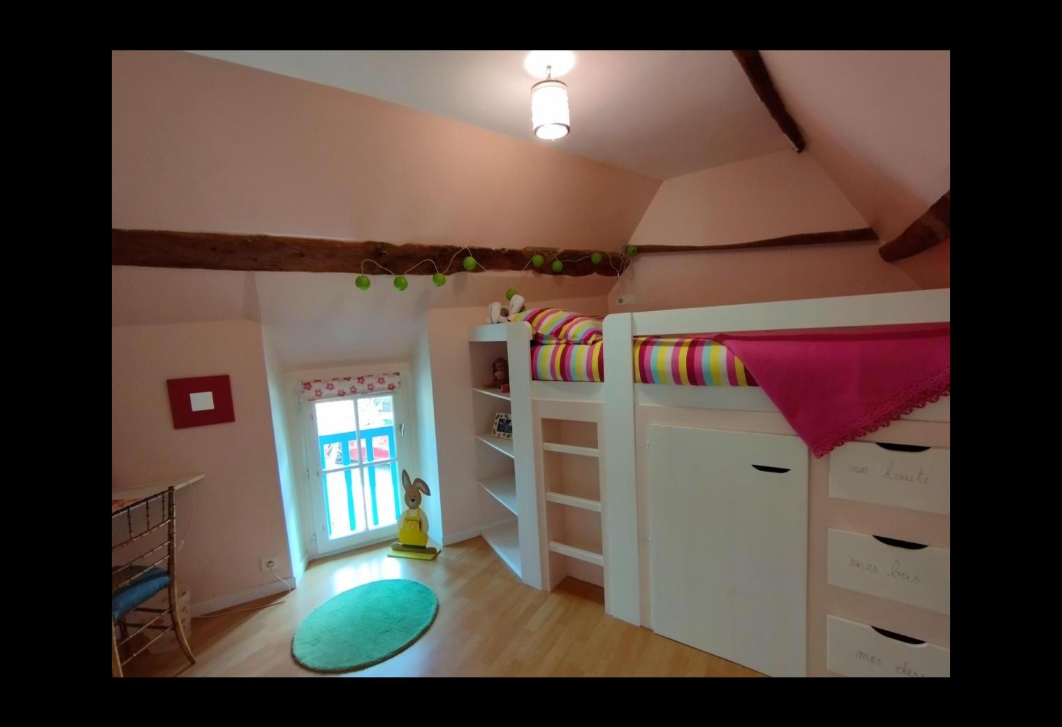 71d3ac31-0a52-48d8-8b7e-61ce99f7bc47.jpg