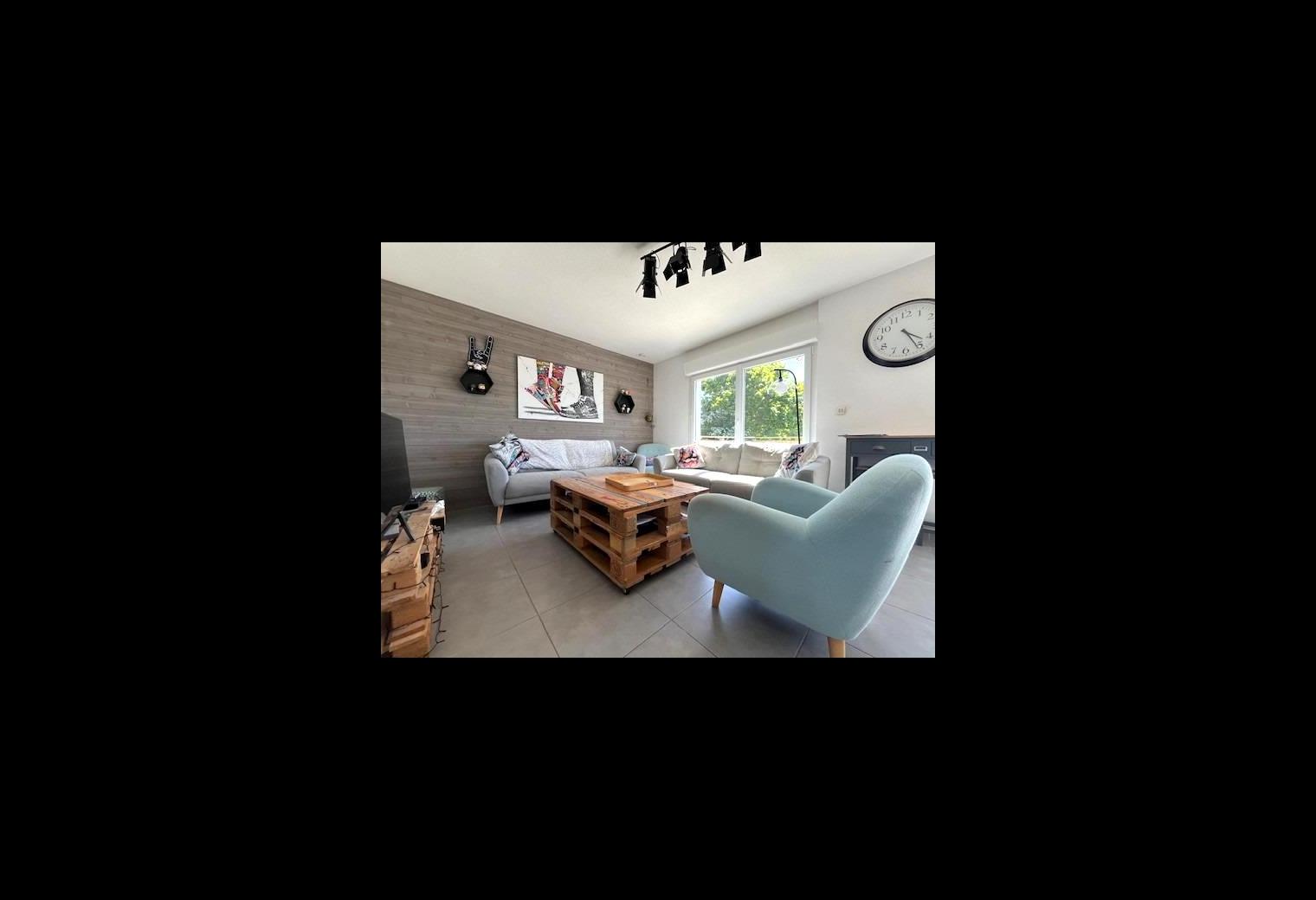 d5617e15-8e83-46cd-ae62-60b00aeca880.jpg