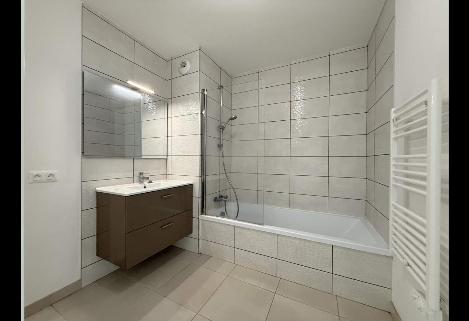 68b328cc-1e3f-4ef8-8e09-ee82ca5e1c72.jpg