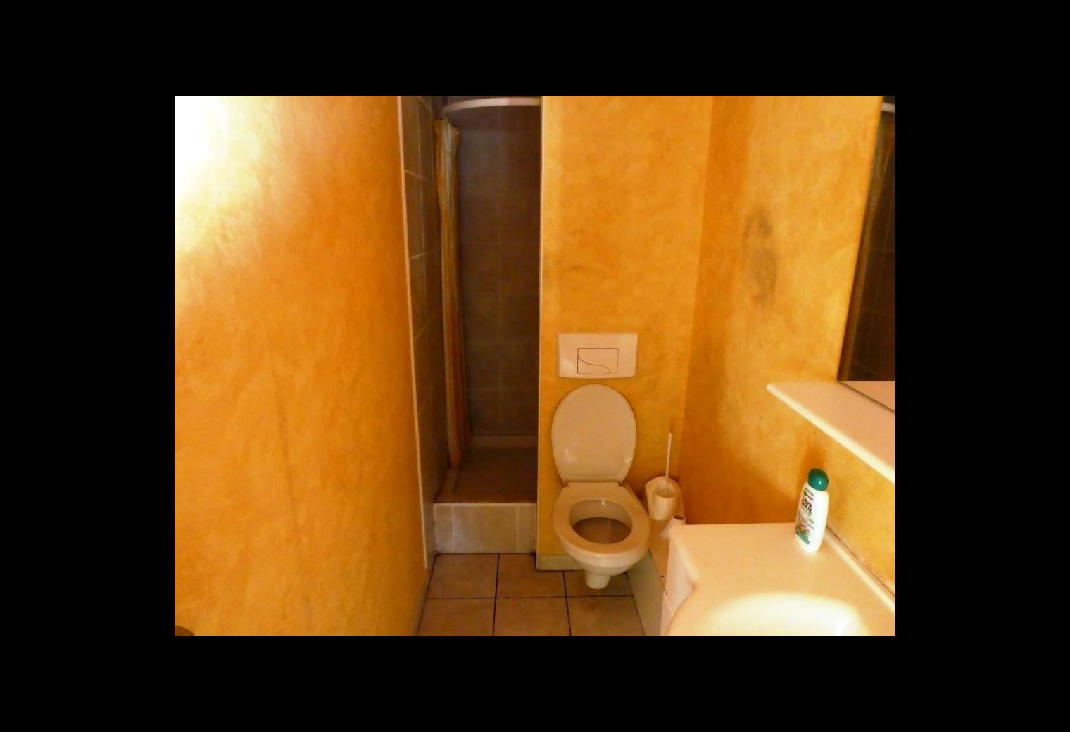 481fce20-df63-4041-bcd1-c25e51c5847a.jpg