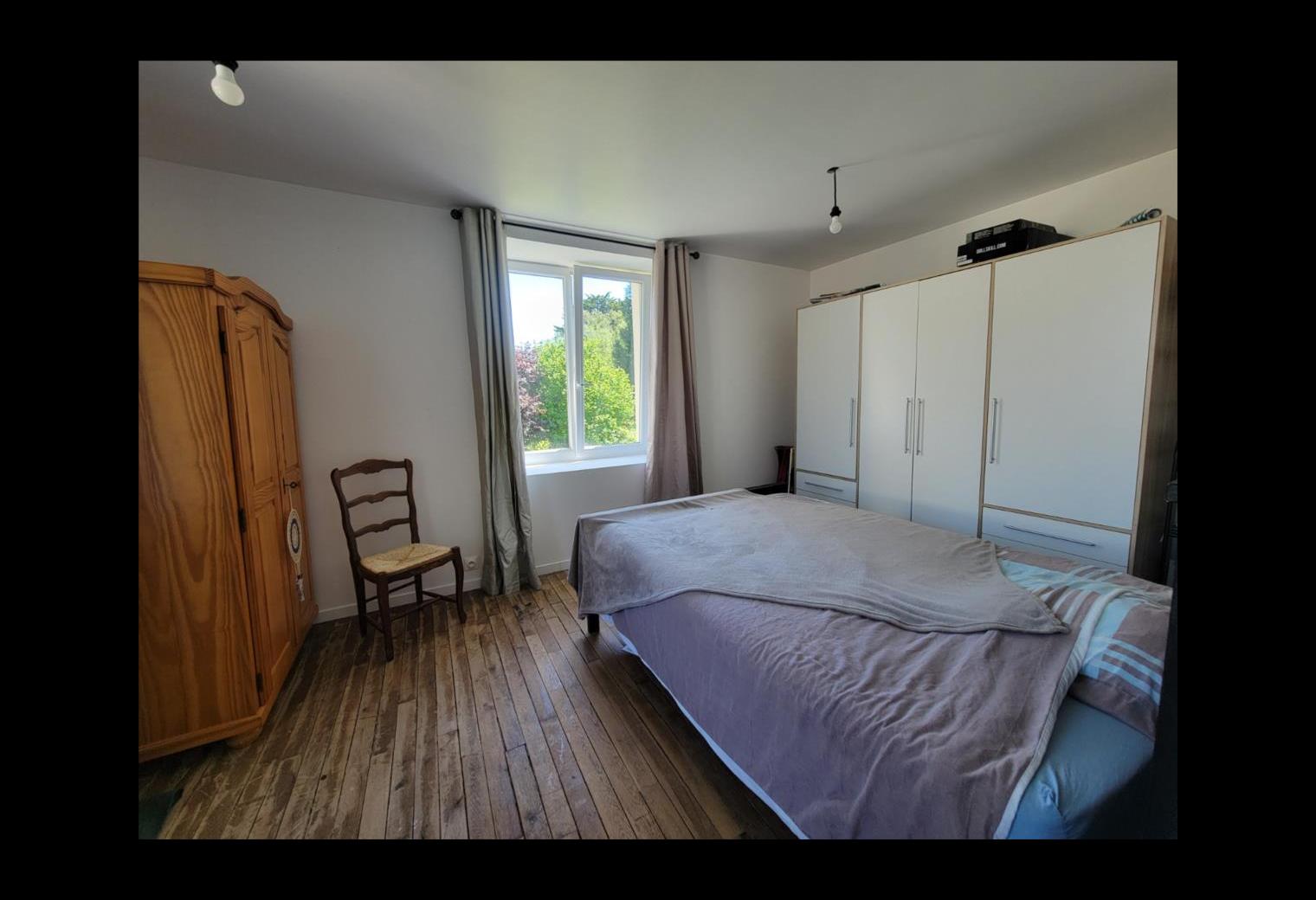 552cc3bd-def8-4047-a146-5442738f4879.jpg