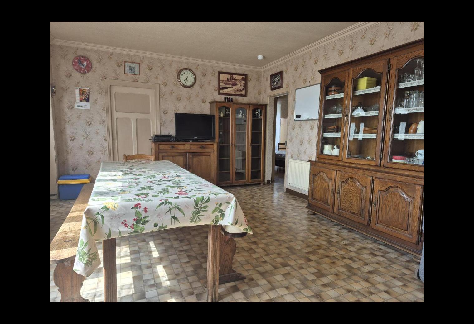 31ac97e6-9dde-4903-ac5d-ef743102ffa0.jpg